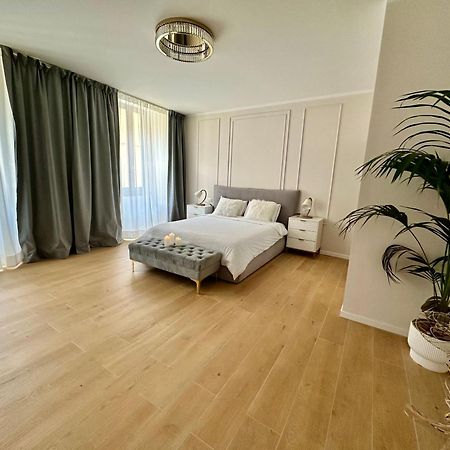 Luna Luxury Suite Бергамо Екстериор снимка